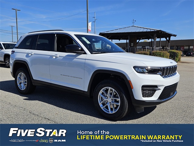 2025 Jeep Grand Cherokee Laredo