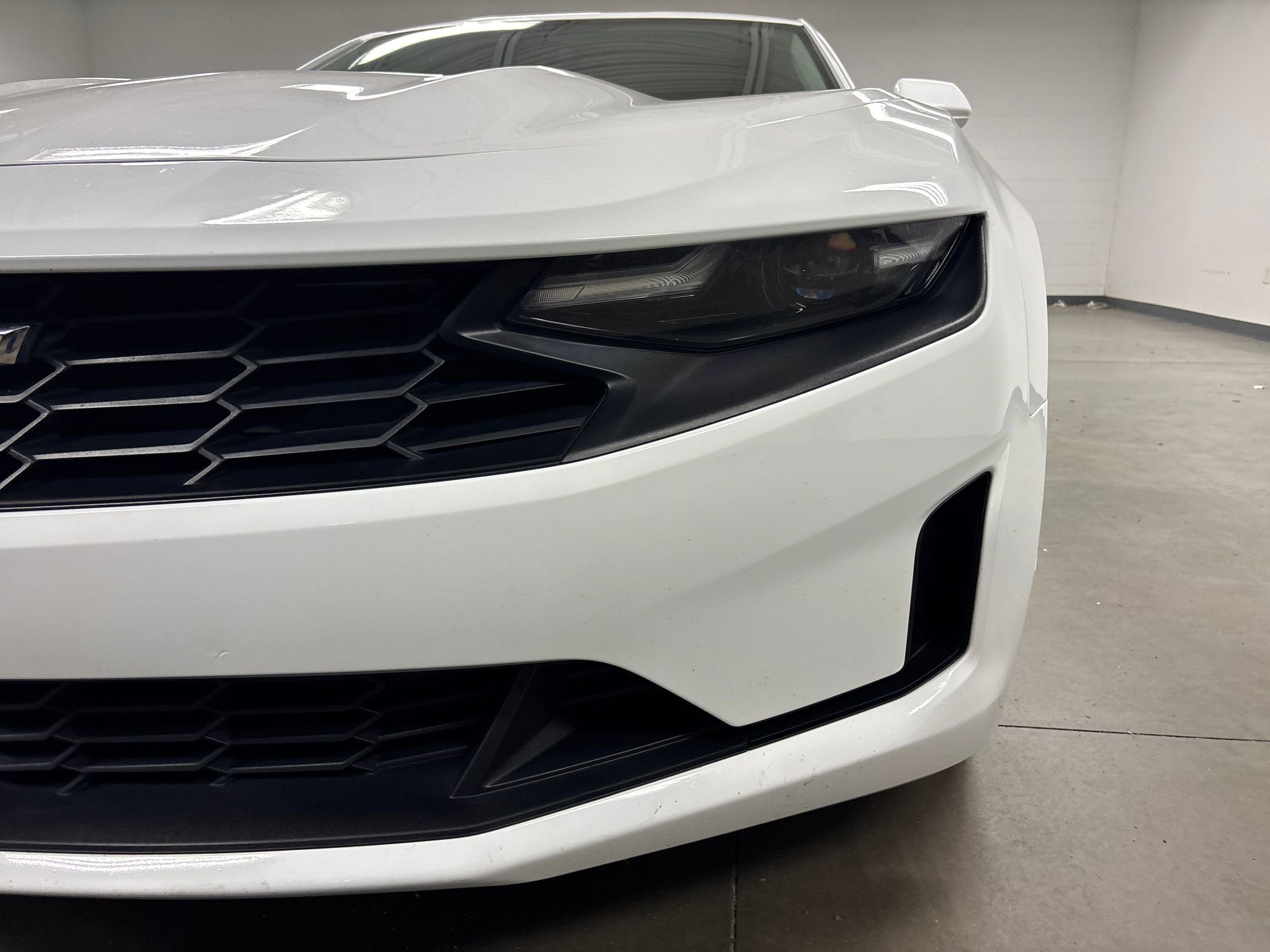 2023 Chevrolet Camaro 1LT photo 9