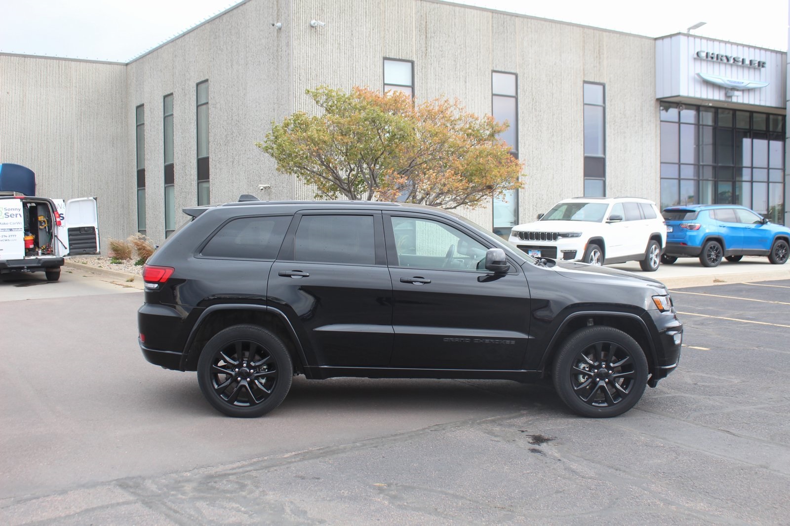 2022 Jeep Grand Cherokee WK Laredo X's photo