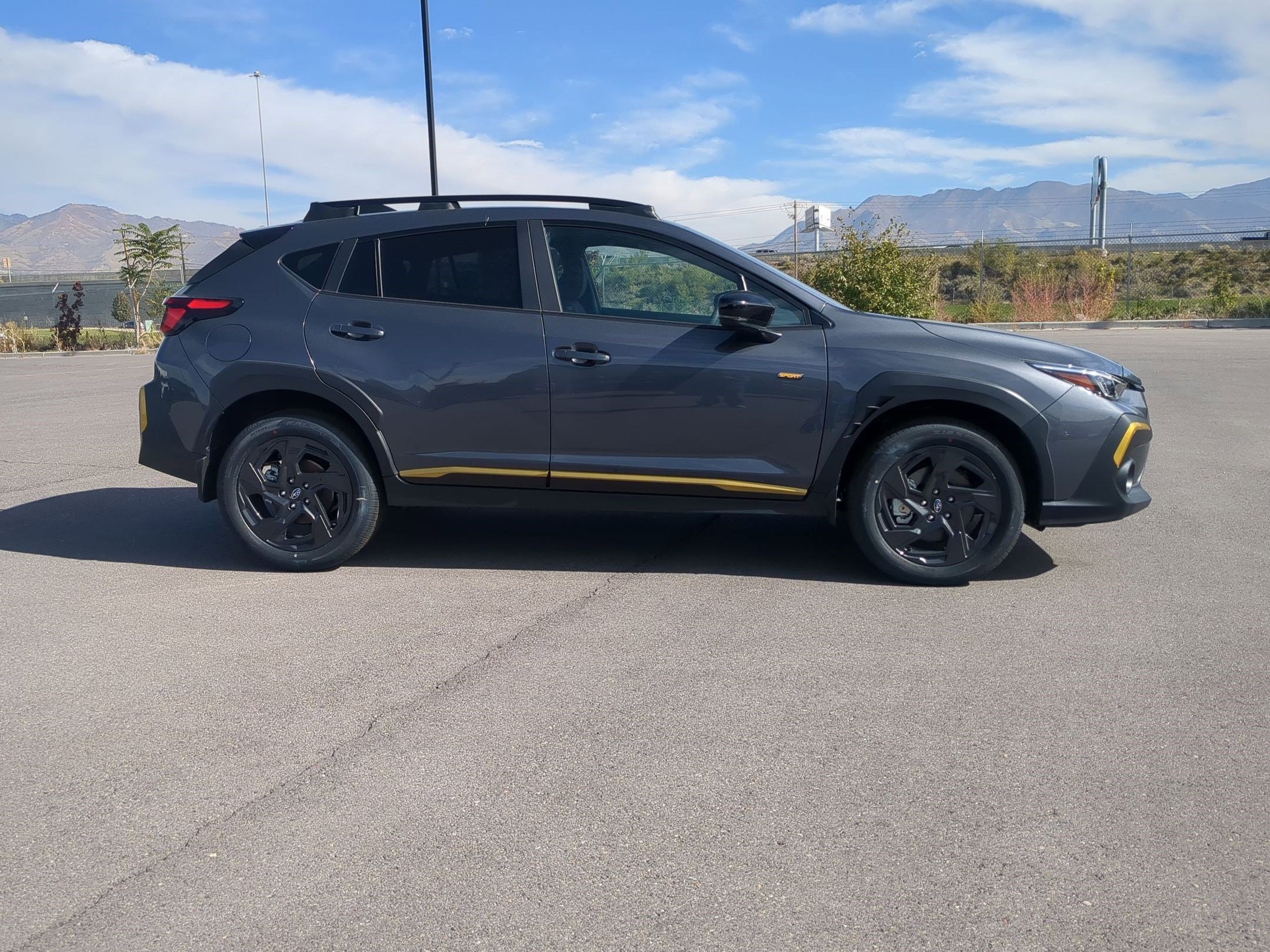 2025 Subaru Crosstrek Premium photo 2