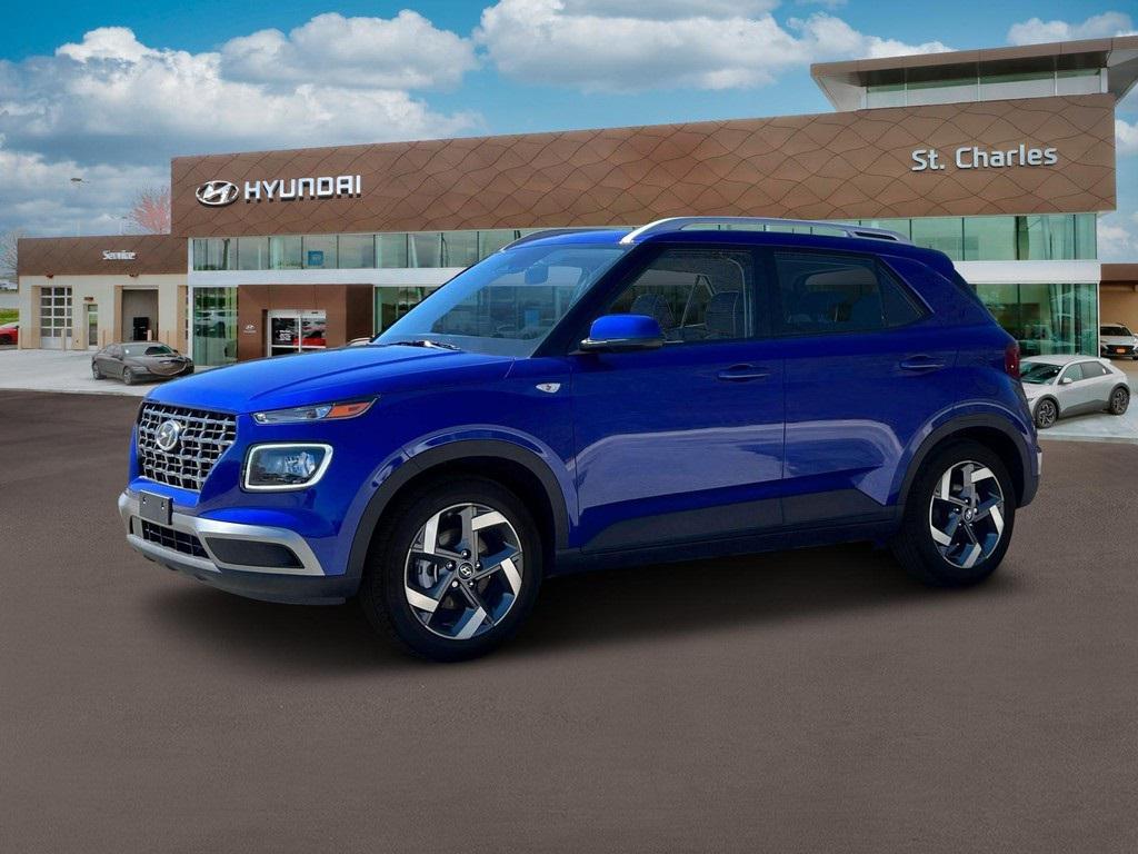 2025 Hyundai Venue Limited photo 2