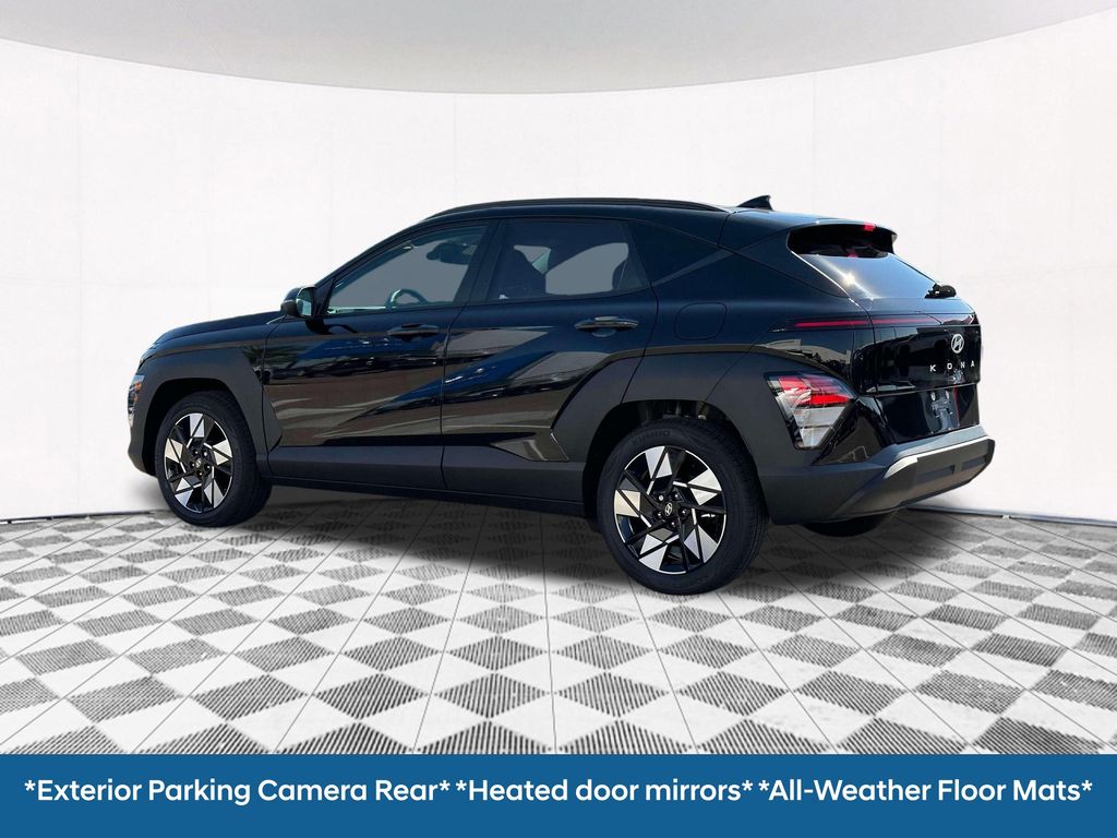 2025 Hyundai Kona SEL photo 4