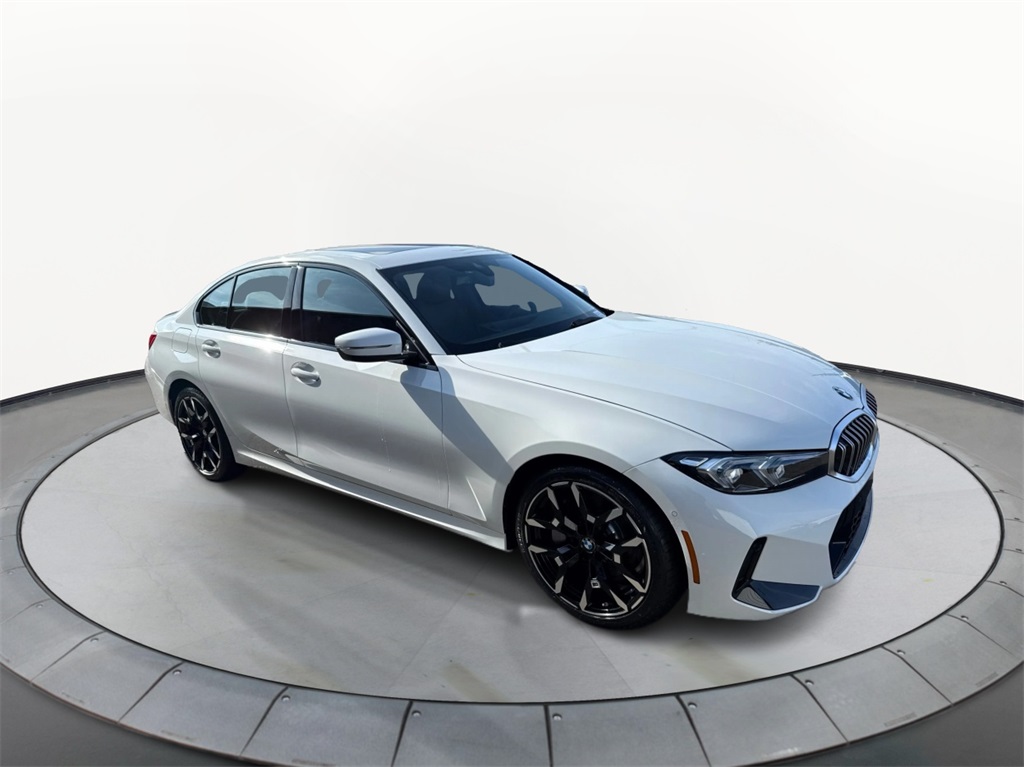 2026 BMW 3 Series 330i's photo