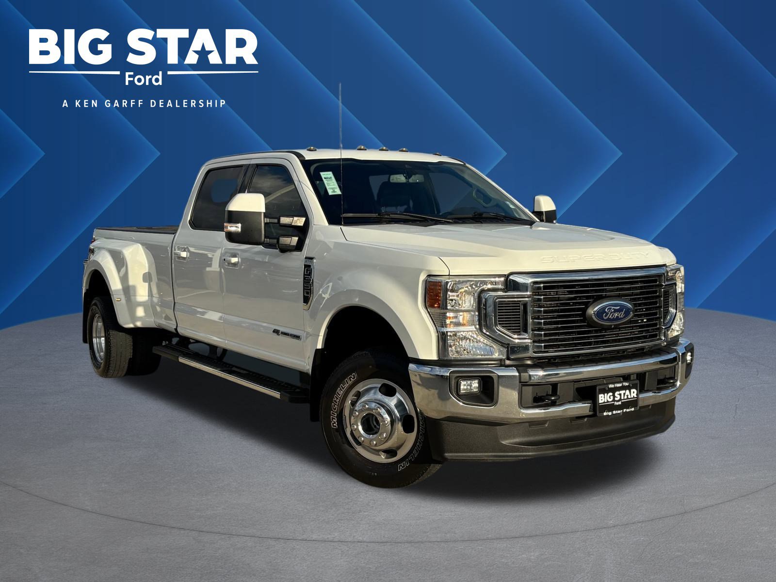 2021 Ford F-350 Super Duty Lariat's photo