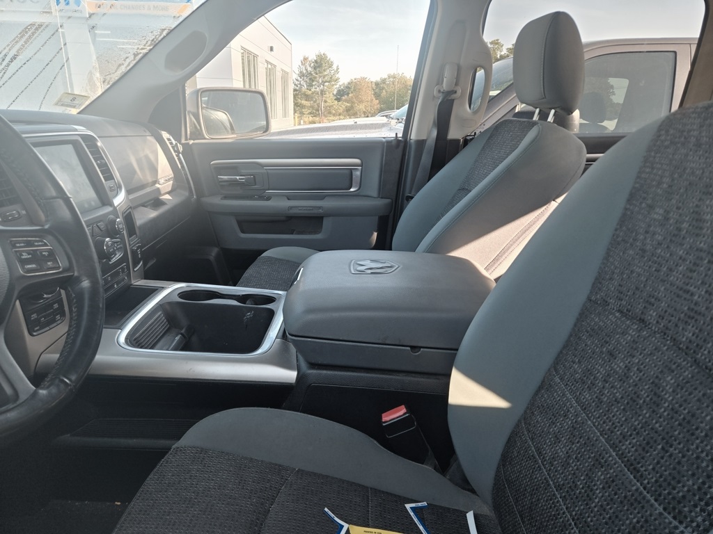 2019 Ram 1500 Classic Lone Star photo 9