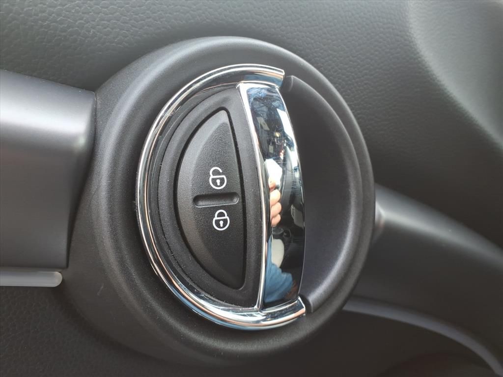 2024 MINI COOPER CONVERTIBLE - Image 18