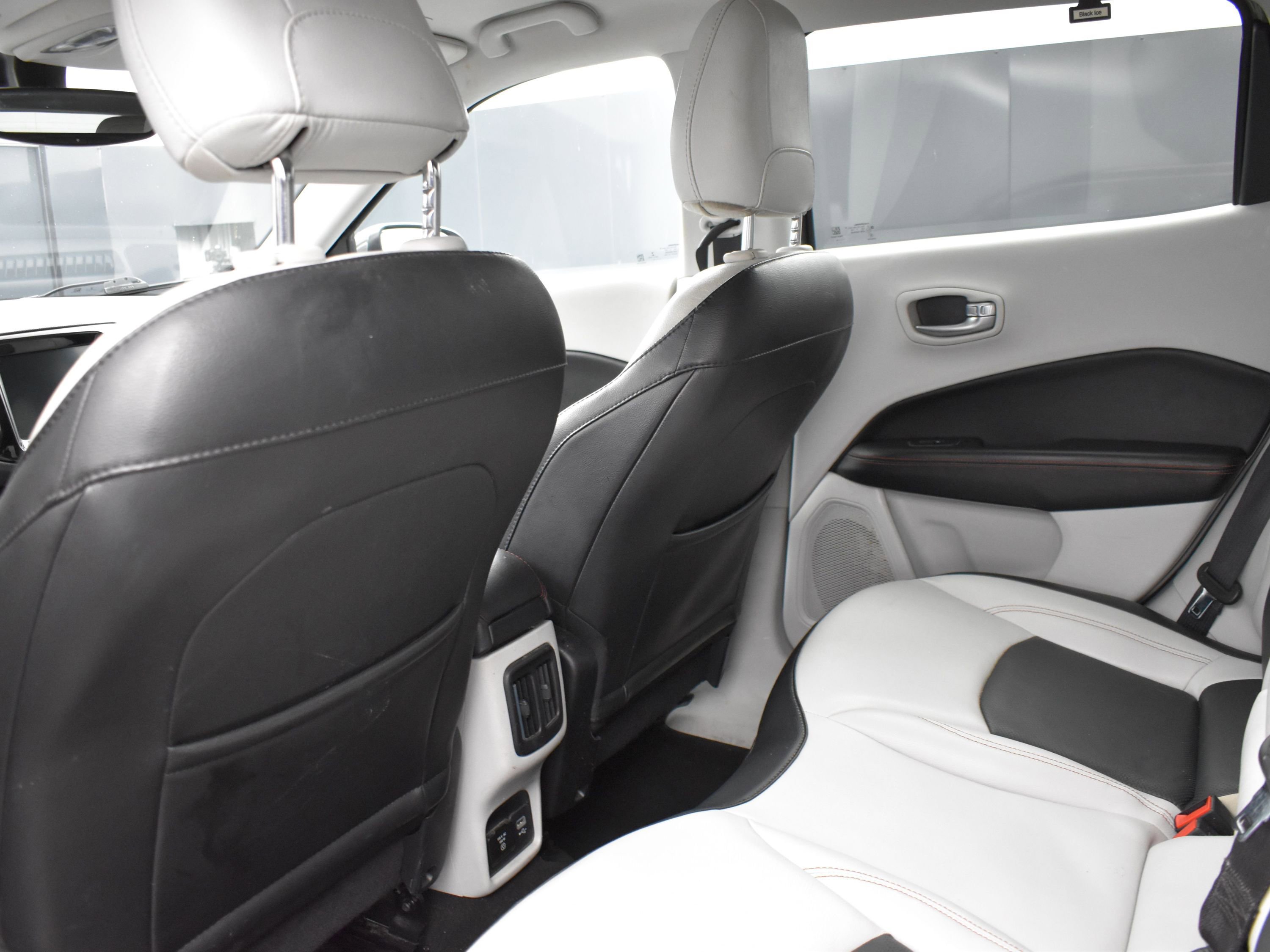 2019 Jeep Compass Limited photo 8