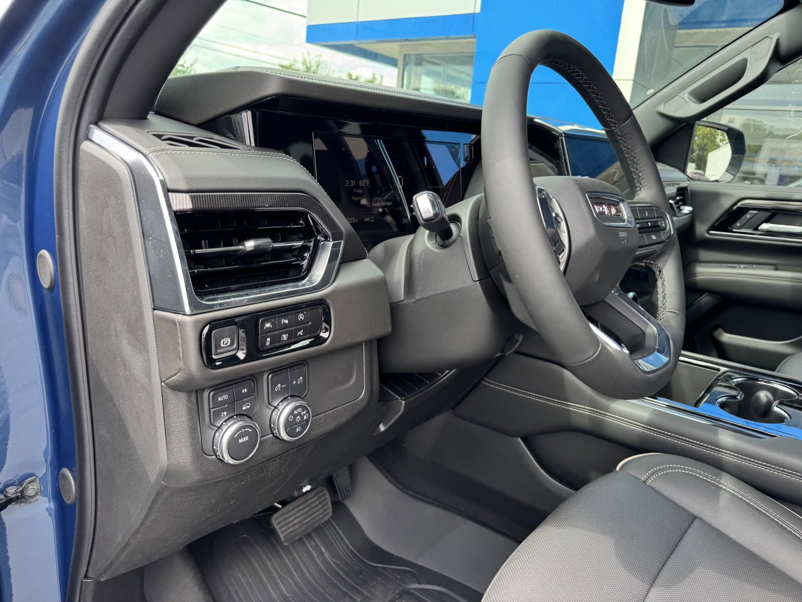 2025 Gmc Yukon XL photo 10