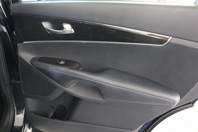 2020 Kia Sorento LX photo 18