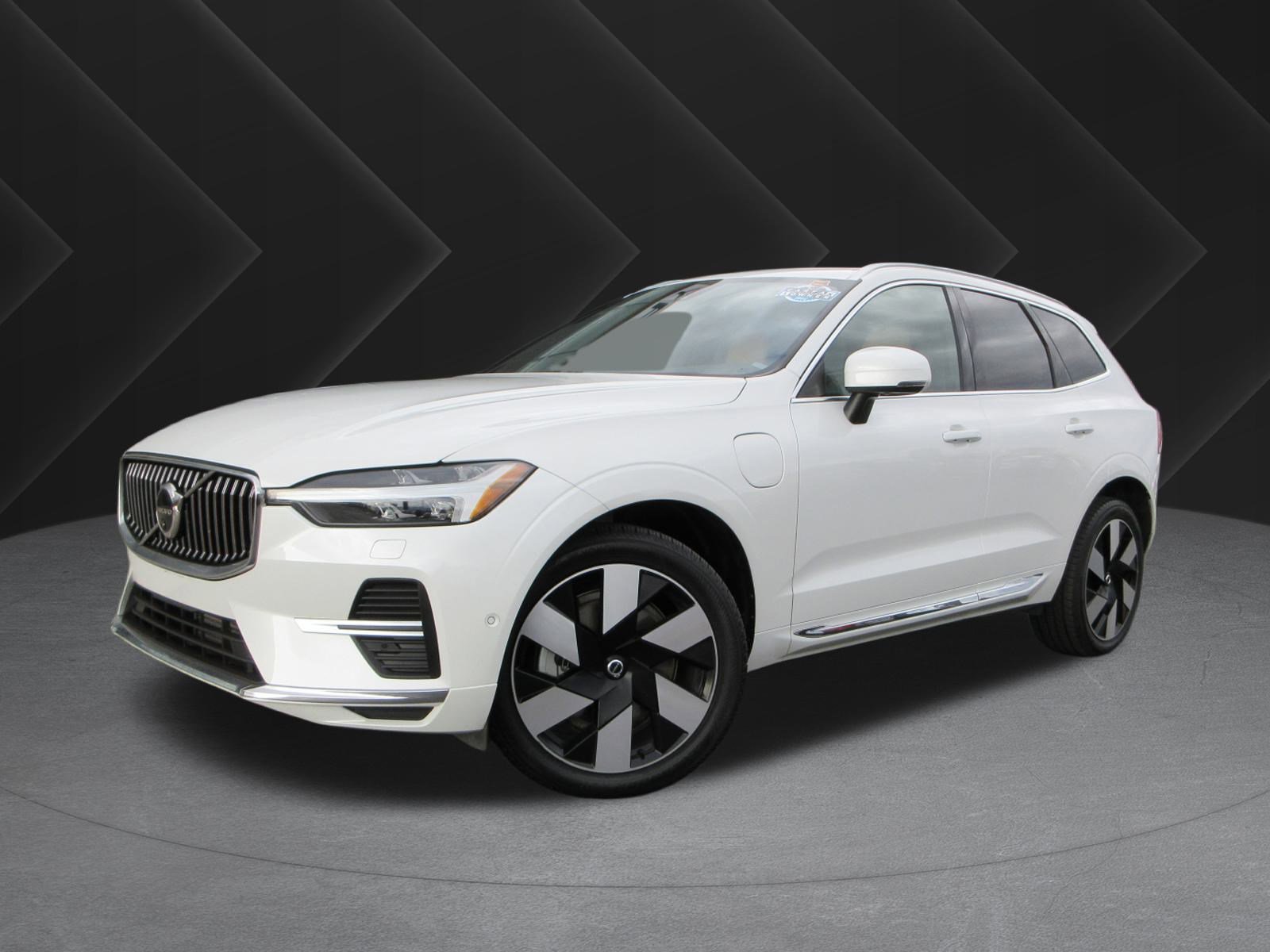 2023 Volvo XC60 Ultimate's photo