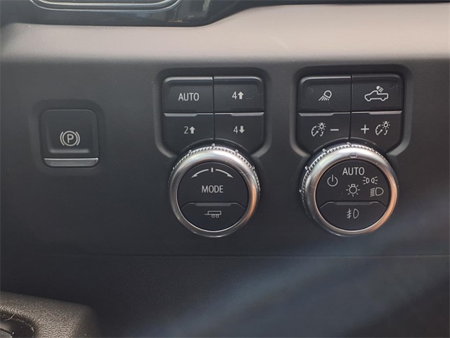 2024 Gmc Sierra HD AT4 photo 13