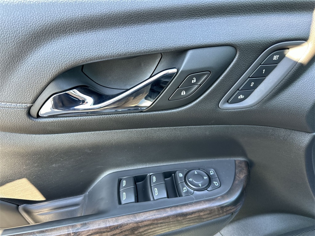 2021 Gmc Acadia Denali photo 13