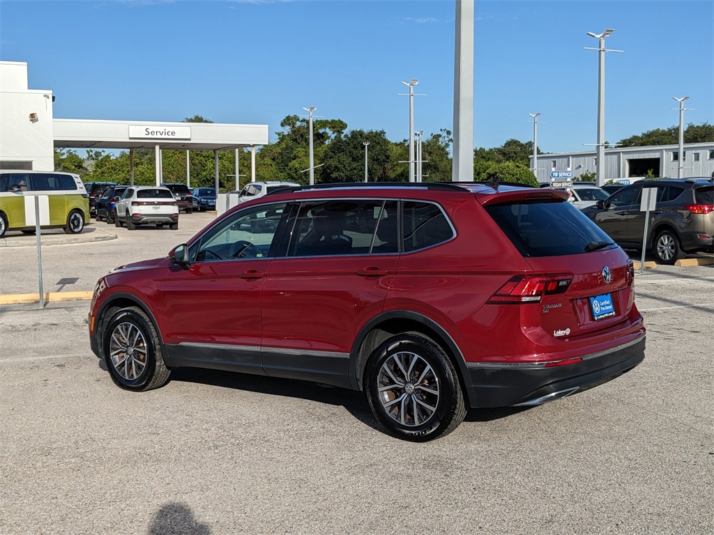 2020 Volkswagen Tiguan SE photo 3