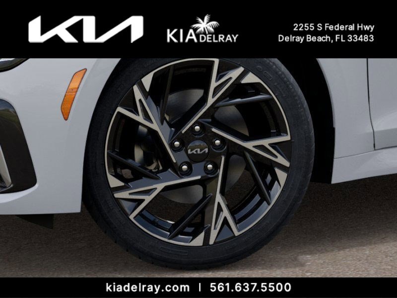 2026 Kia K5 GT-Line photo 9