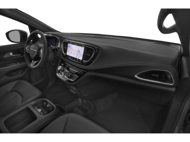 2026 Chrysler Pacifica Limited photo 15