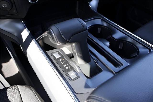 2025 Ford F-150 XLT photo 30