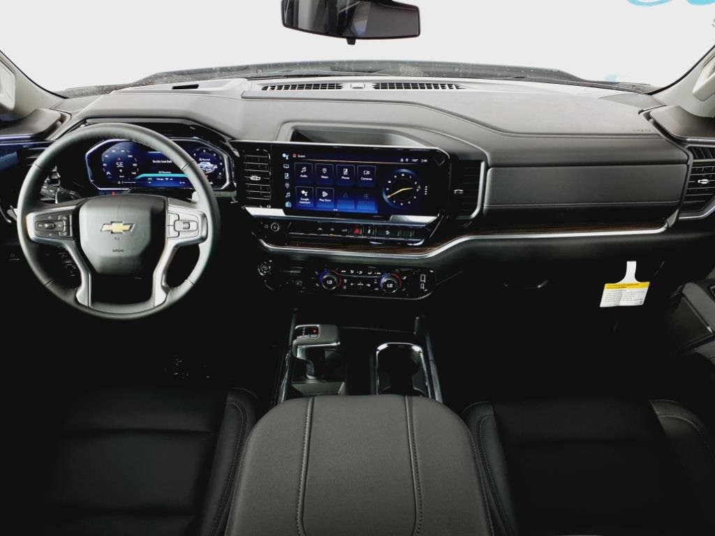 2026 Chevrolet Silverado 1500 LT photo 3