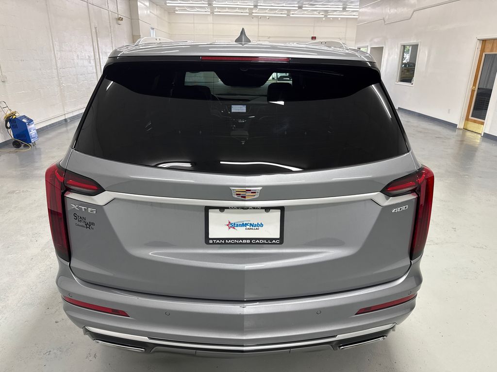 2025 Cadillac XT6 Premium Luxury photo 6