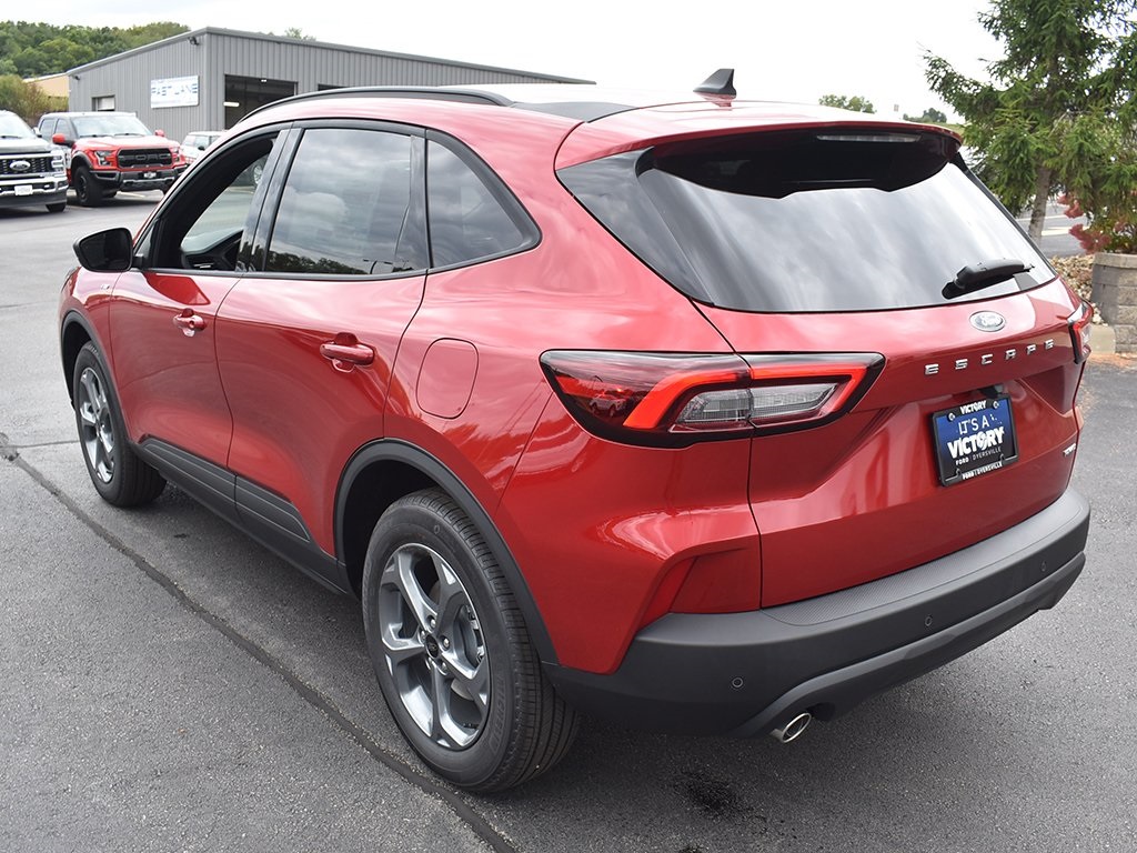 2025 Ford Escape ST-Line photo 3