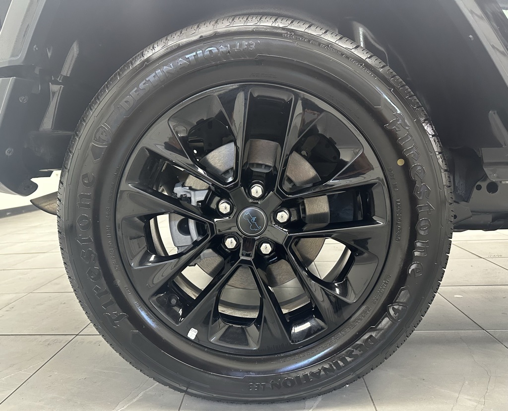 2024 Jeep Wrangler Sahara 4xe photo 10