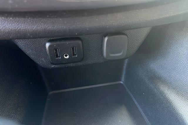 2020 Chevrolet Traverse LS photo 28