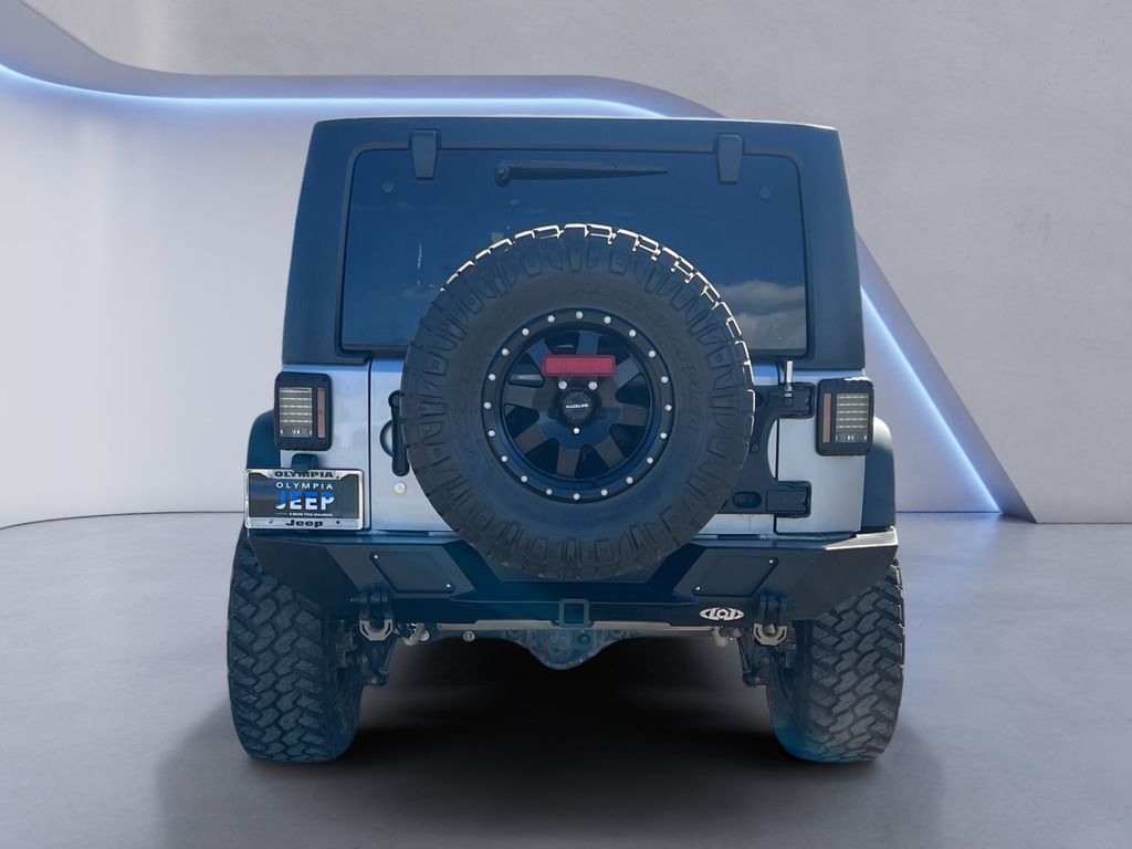 2017 Jeep Wrangler Unlimited Rubicon photo 4