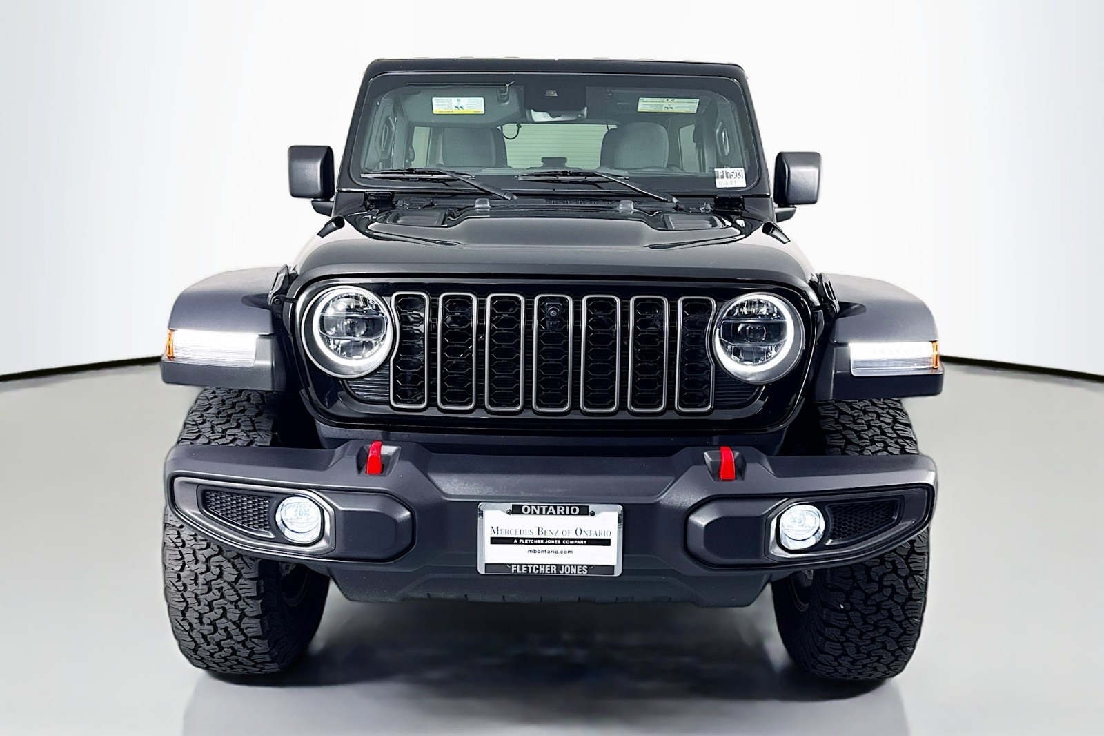2024 Jeep Wrangler Rubicon photo 2