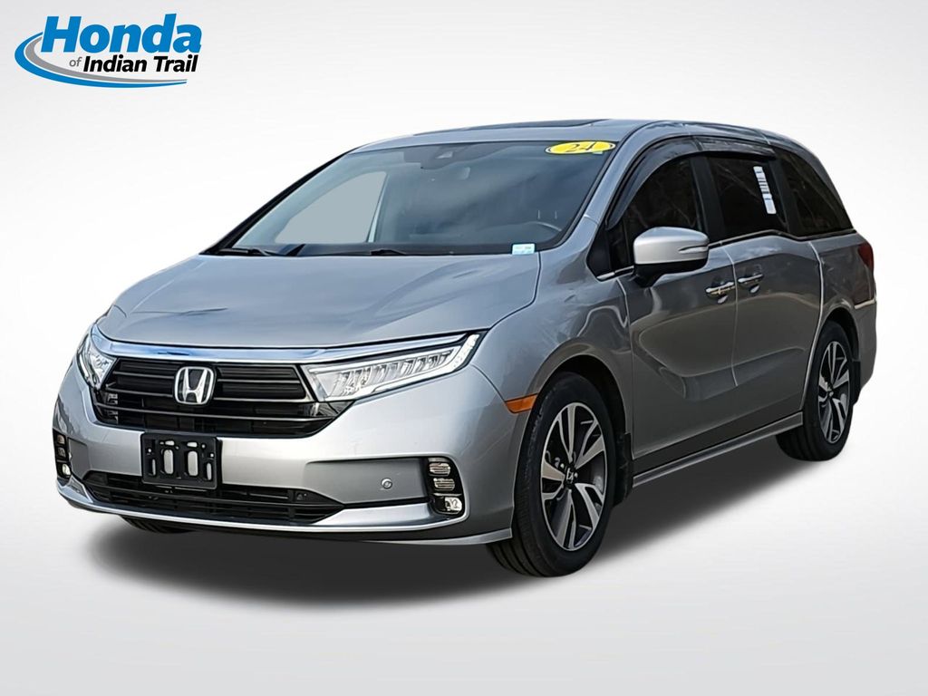 2024 Honda Odyssey Touring's photo