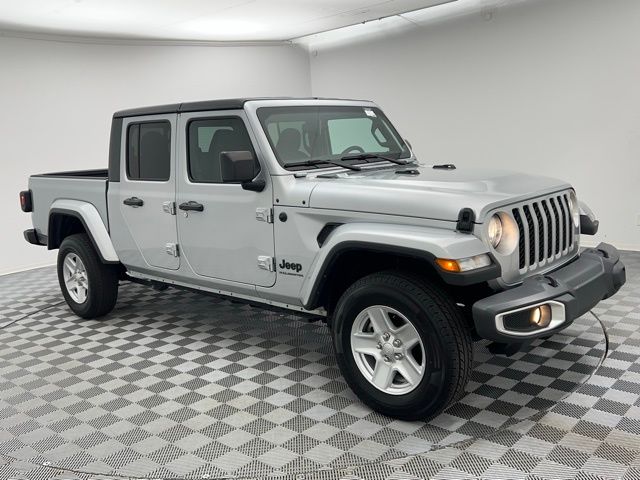 2023 Jeep Gladiator Sport photo 3
