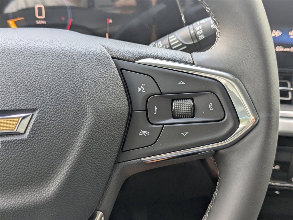 2025 Chevrolet Trax LT photo 20
