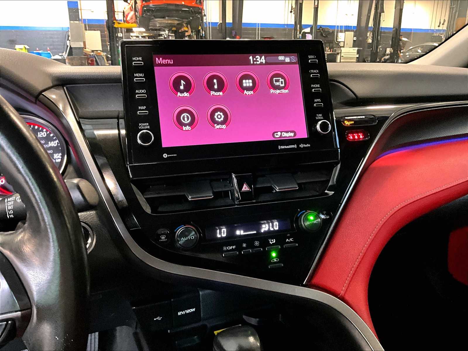 2023 Toyota Camry XSE photo 17
