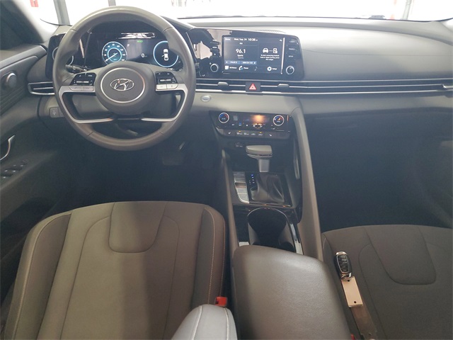 2022 Hyundai Elantra SEL Convenience photo 23