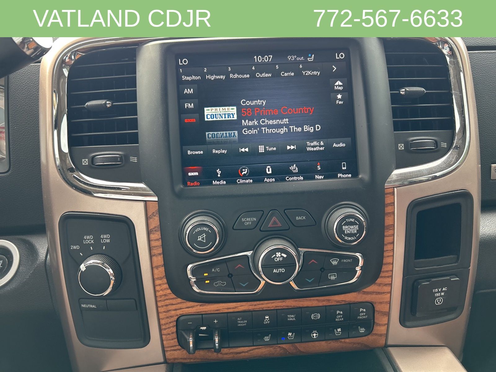 2018 Ram 2500 Longhorn photo 18