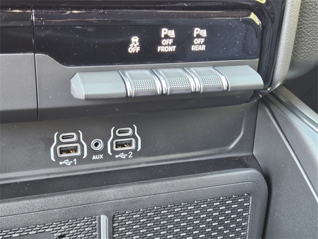 2025 Ram 1500 Big Horn Lone Star photo 18