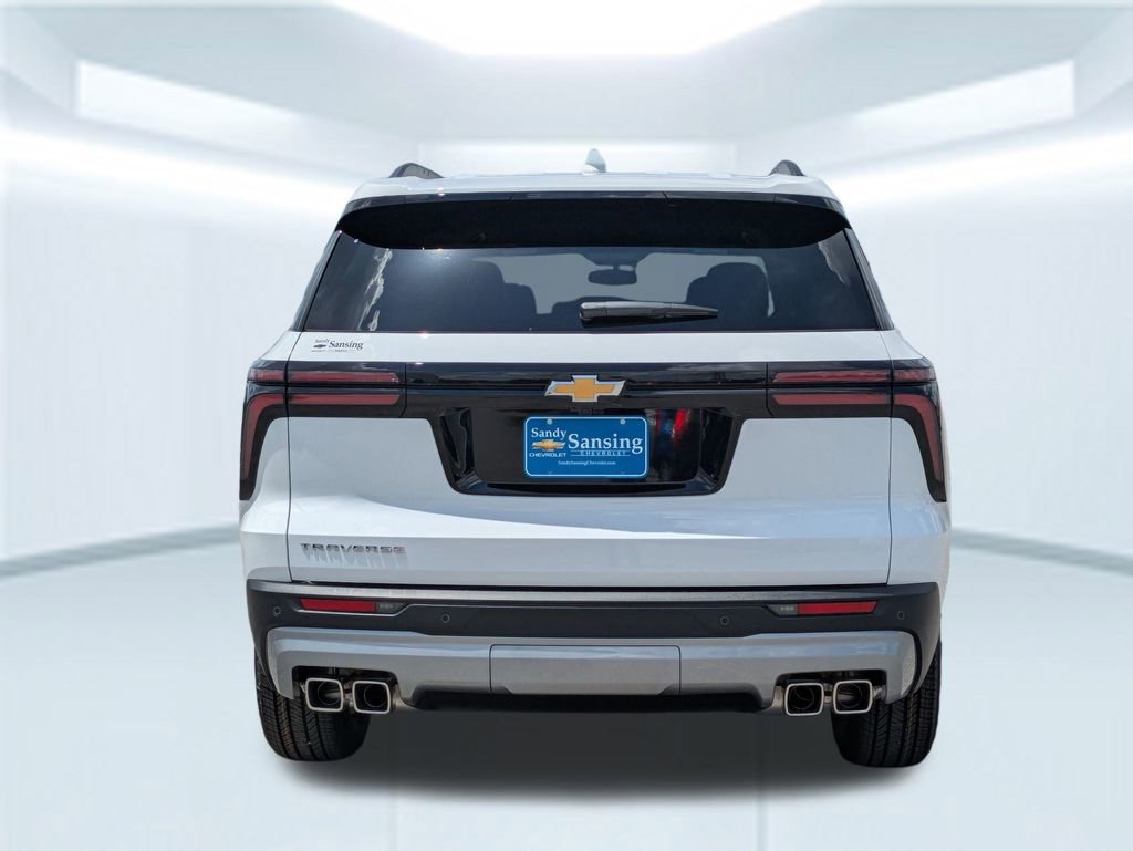 2025 Chevrolet Traverse photo 3