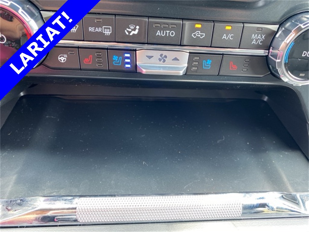 2025 Ford F-150 Lariat photo 4