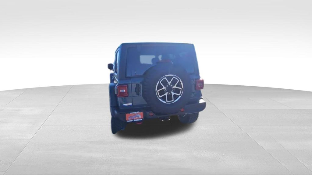 2025 Jeep Wrangler Rubicon photo 4