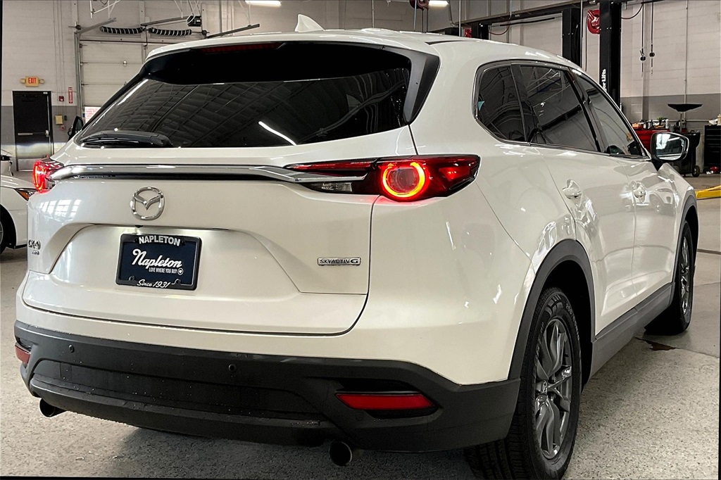 2022 Mazda CX-9 Touring photo 11