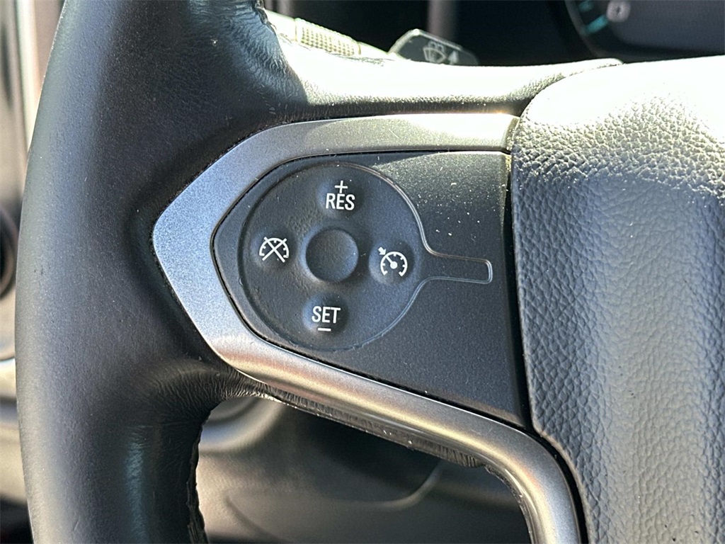 2017 Chevrolet Silverado 1500 LT photo 22