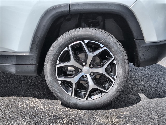 2024 Jeep Compass Limited photo 9