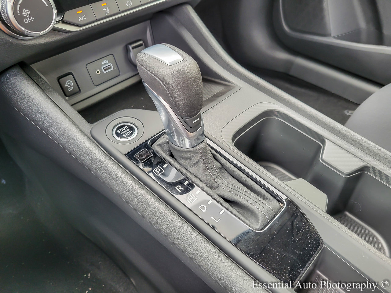 2025 Nissan Sentra S photo 15