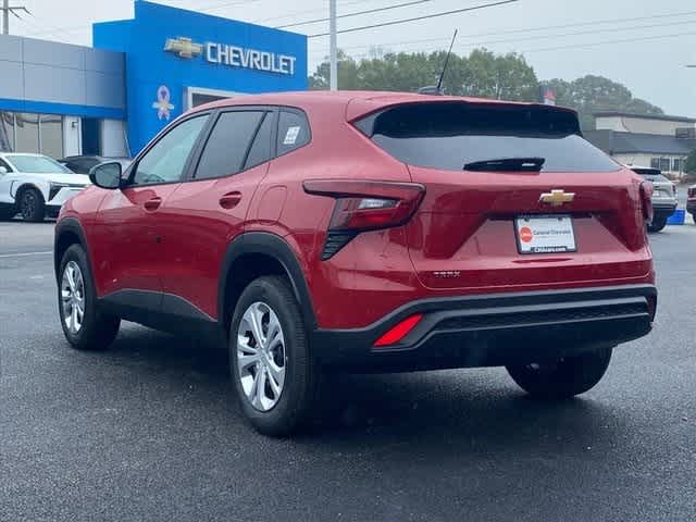 2026 Chevrolet Trax LS photo 4