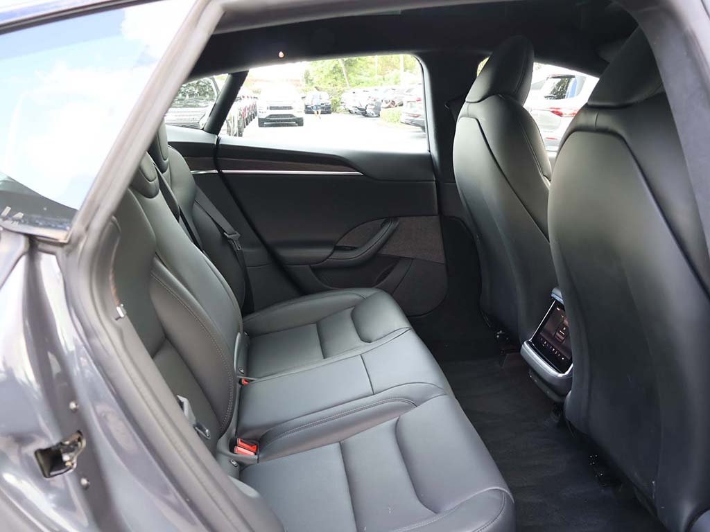 2022 Tesla Model S photo 31