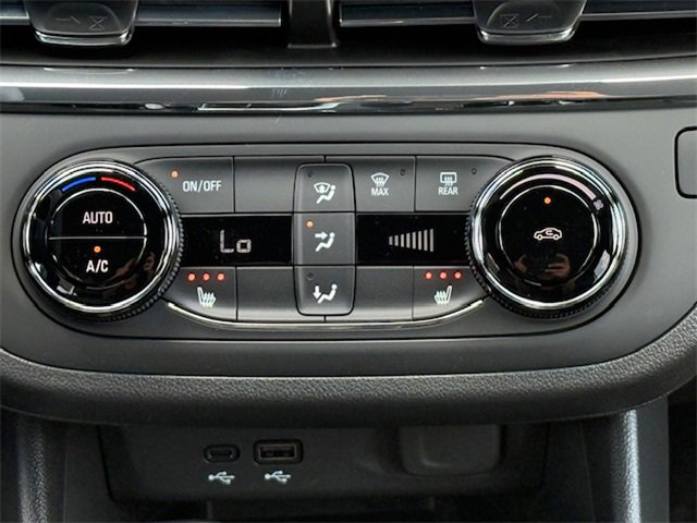 2025 Buick Envista Preferred photo 18