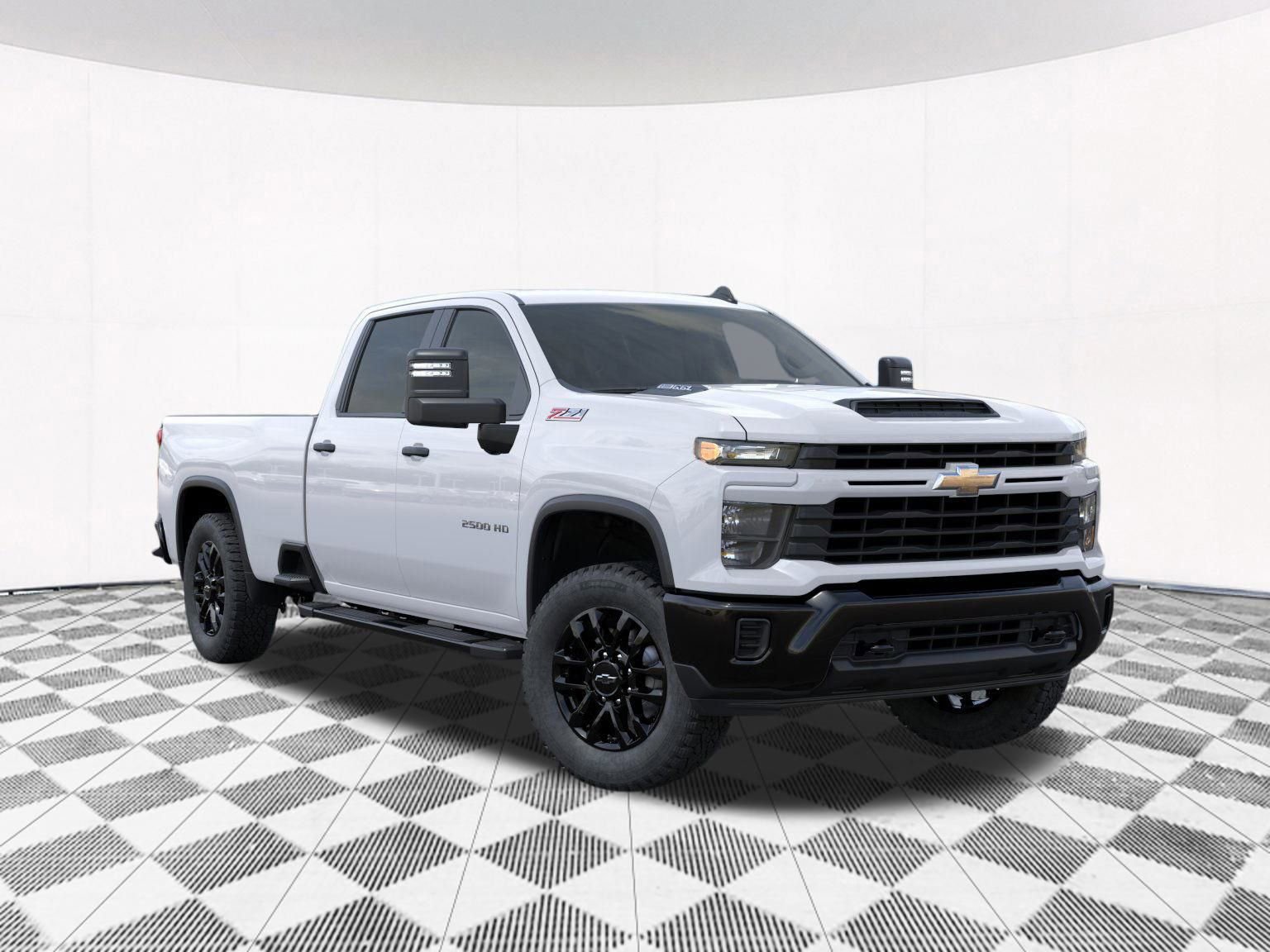 2025 Chevrolet Silverado 2500HD Custom photo 6