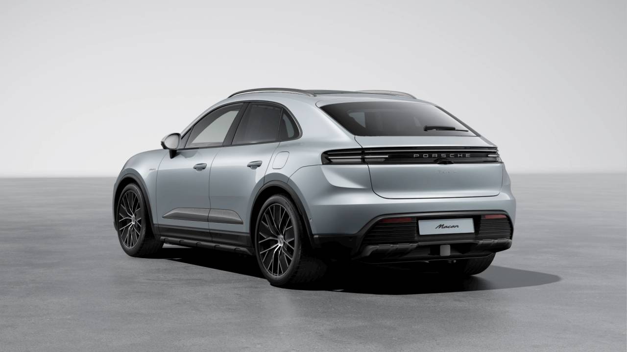 2025 Porsche Macan Electric 4 photo 2