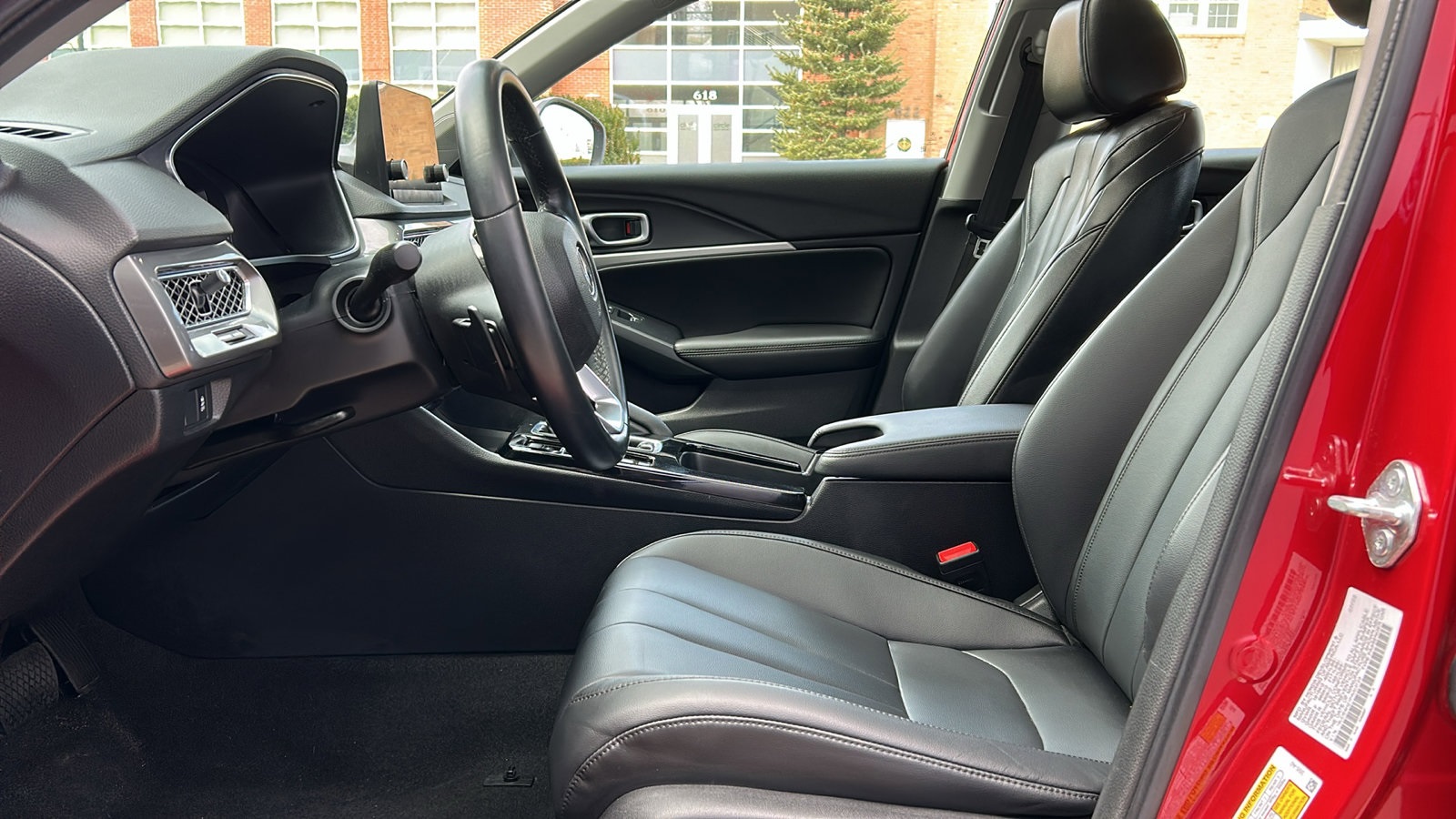 Image 9 of Certified Pre-Owned 2023 Acura Integra Base FWD 4D Hatchback
