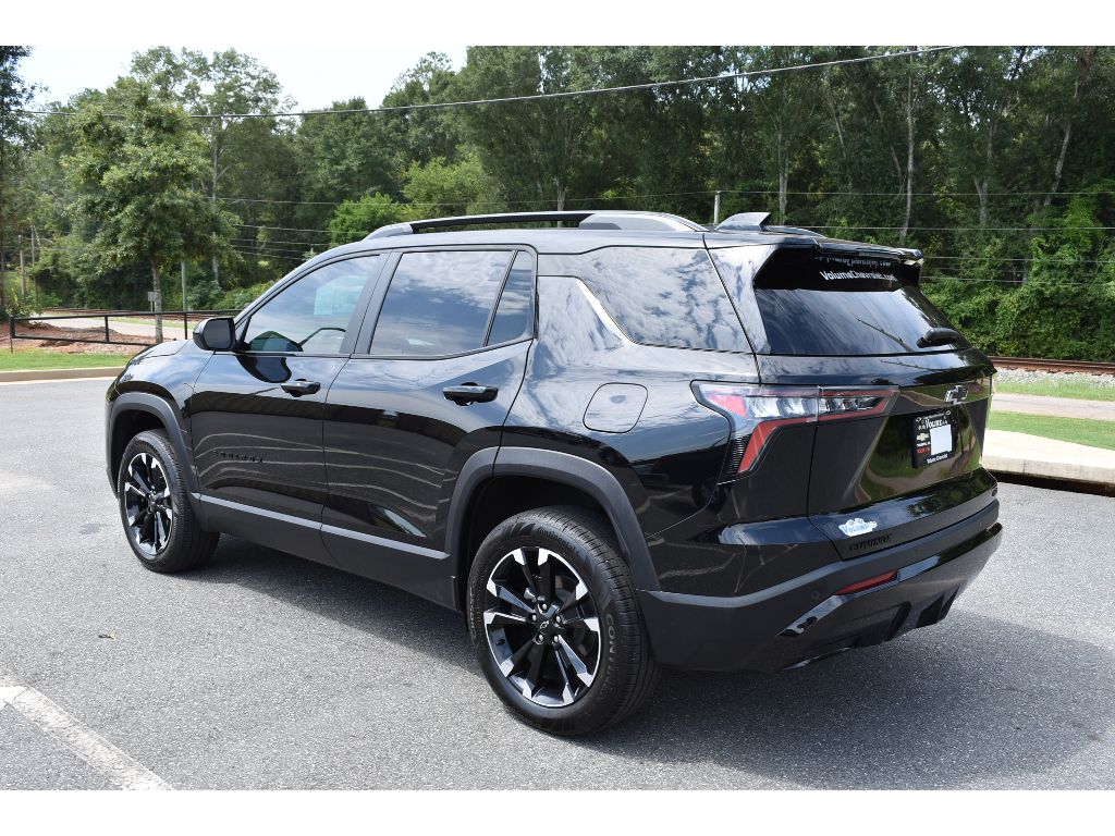 2026 Chevrolet Equinox RS photo 2