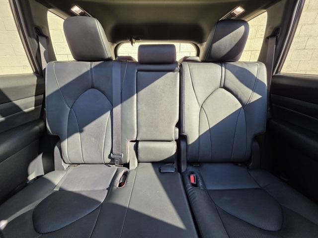 2025 Toyota Highlander Hybrid Limited photo 13