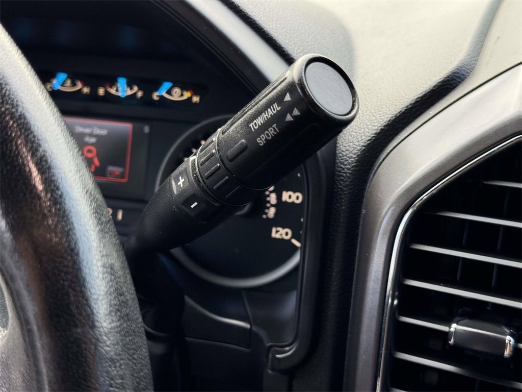 2017 Ford F-150 XLT photo 6
